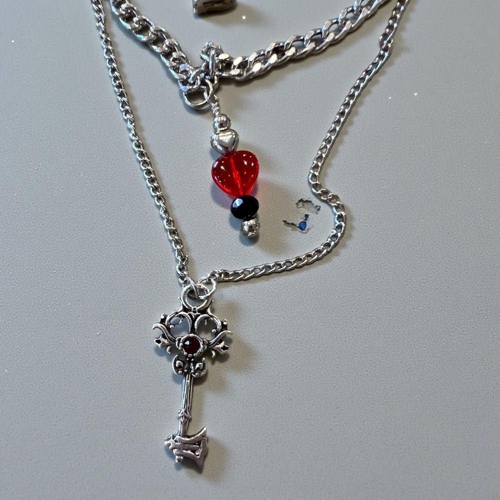 Layered Gothic Heart Lock and Key Pendant Necklace - Picture 8 of 16